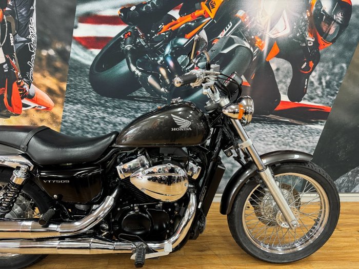 2010 Honda VT750C SHADOW GREY