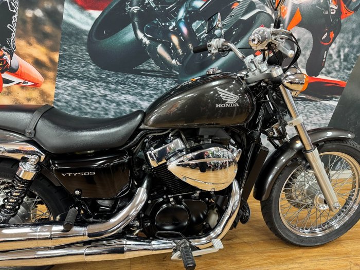2010 Honda VT750C SHADOW GREY