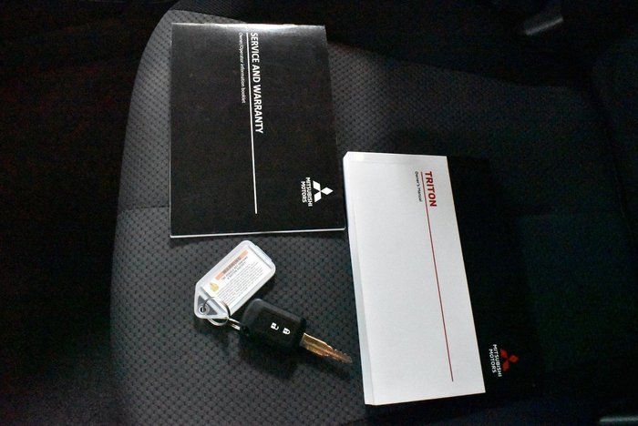 2022 Mitsubishi Triton GLX-R