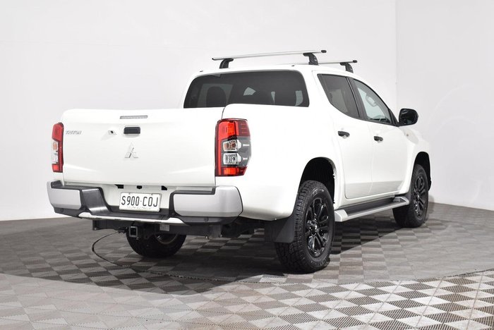 2022 Mitsubishi Triton GLX-R