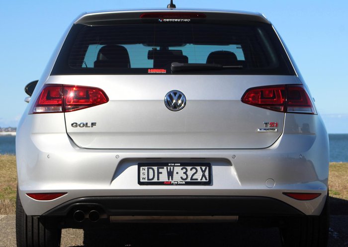 2016 Volkswagen Golf 110TSI Highline 7 MY17 Reflex Silver