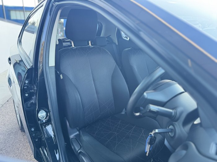 2013 Mazda 2