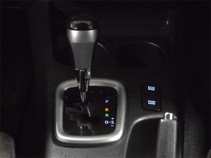 2020 Toyota Hilux SR5