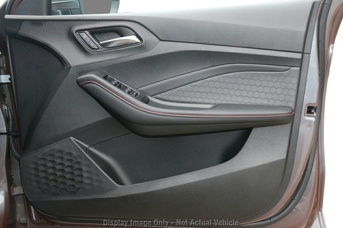 2025 MG MG5