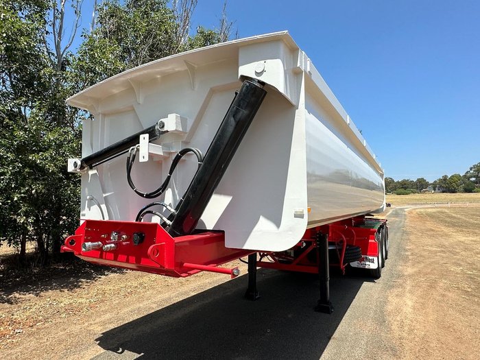 2026 FreightWest Semi  Next Generation Side Tipper