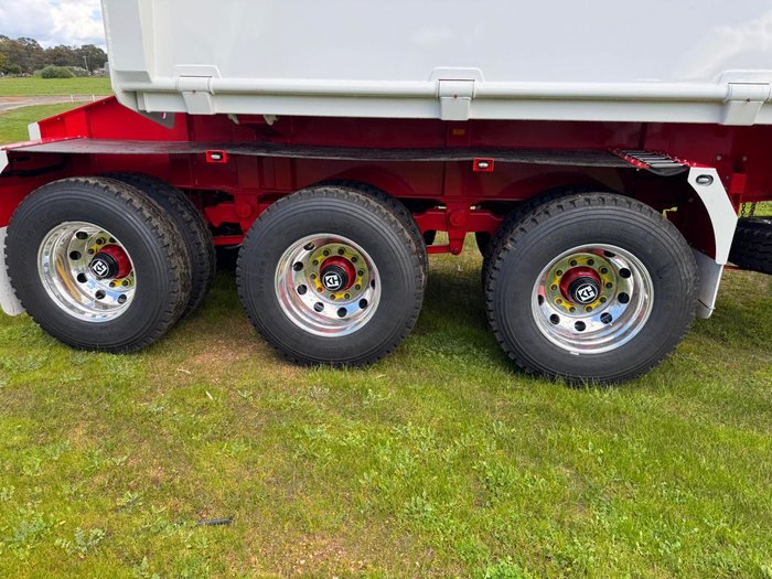 2025 FreightWest Semi Next Generation Side Tipper