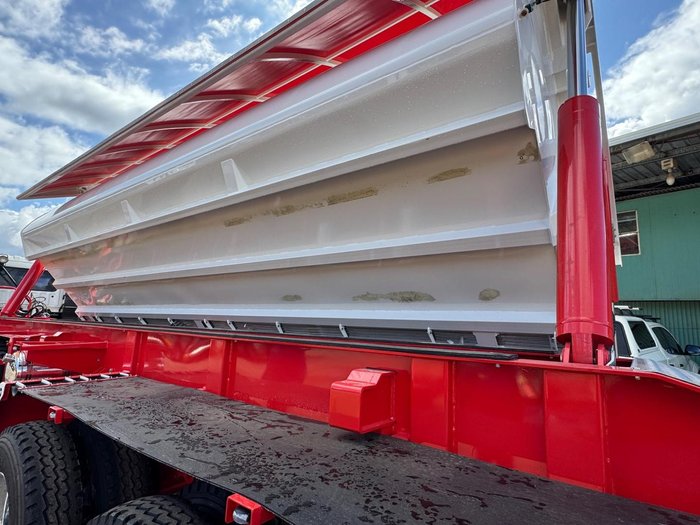 2025 FreightWest Semi Next Generation Side Tipper