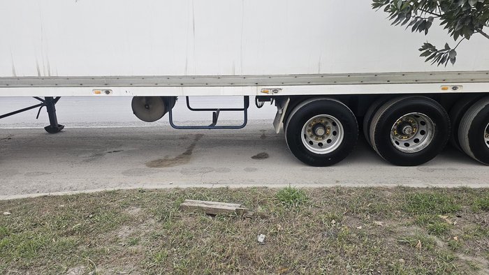 2001 FTE 3A Tri Axle White
