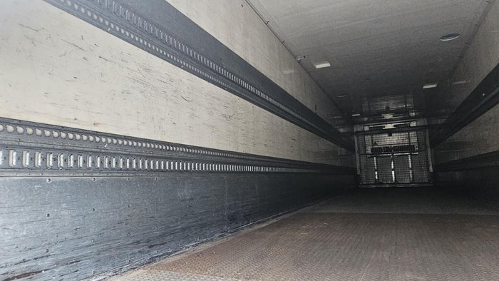 2001 FTE 3A Tri Axle White