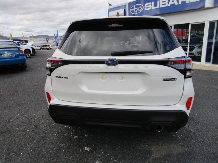 2025 Subaru Forester Hybrid Sport