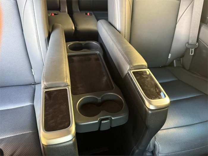 2020 Toyota Alphard SR C Package