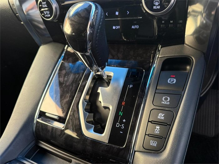 2020 Toyota Alphard SR C Package