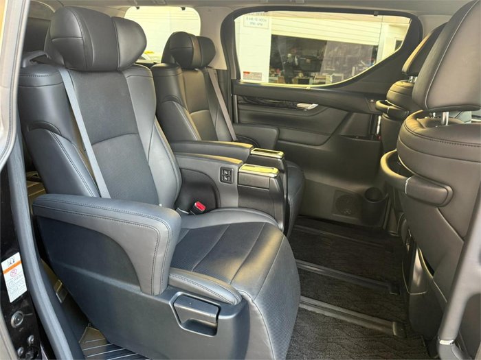 2020 Toyota Alphard SR C Package