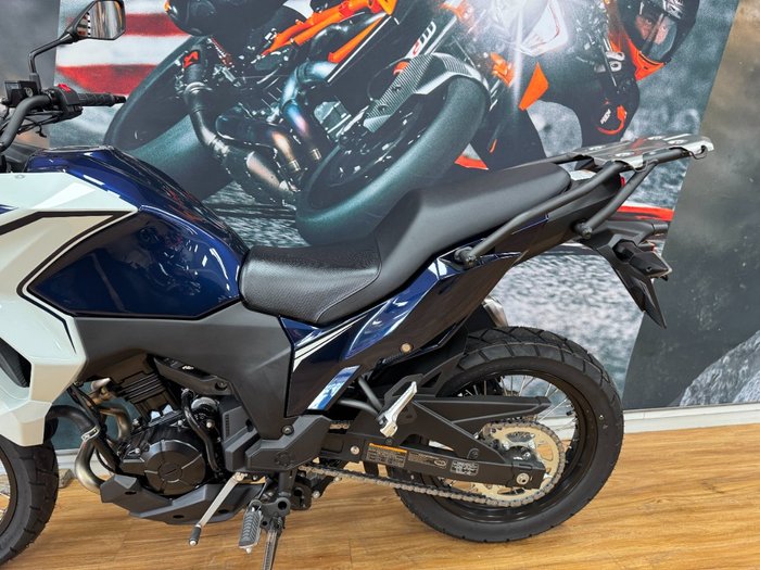 2025 Kawasaki VERSYS-X 300 BLUE