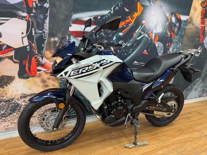 2025 Kawasaki VERSYS-X 300 BLUE