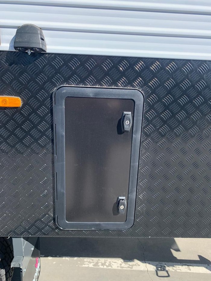 2024 Essential Caravans Ranger V7-7 21.8