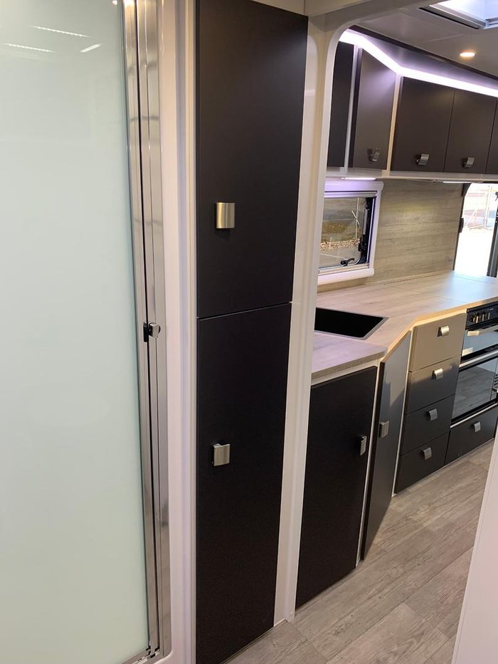 2024 Essential Caravans Ranger V7-7 21.8