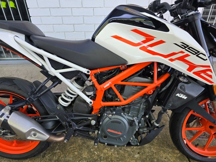 2017 Ktm 390 DUKE White