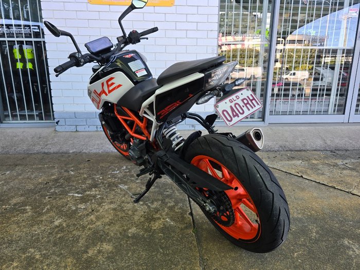 2017 Ktm 390 DUKE White