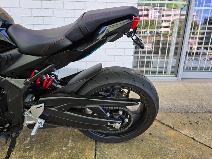 2023 HONDA CBR650R Black