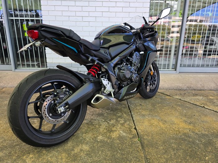 2023 HONDA CBR650R Black