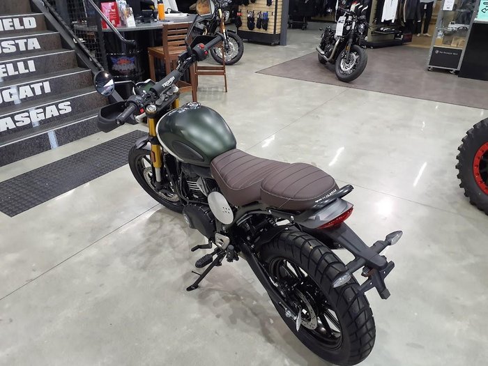 2025 Triumph Scrambler 400 X Scrambler Green