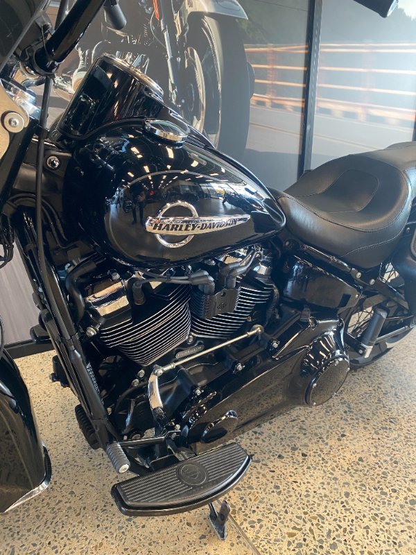 2019 Harley-davidson FLHCS HERITAGE CLC S (114) TT BLACK