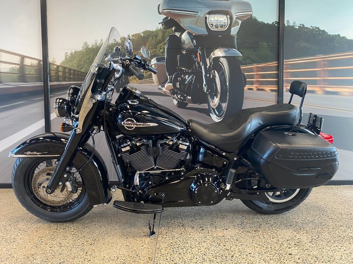 2019 Harley-davidson FLHCS HERITAGE CLC S (114) TT BLACK