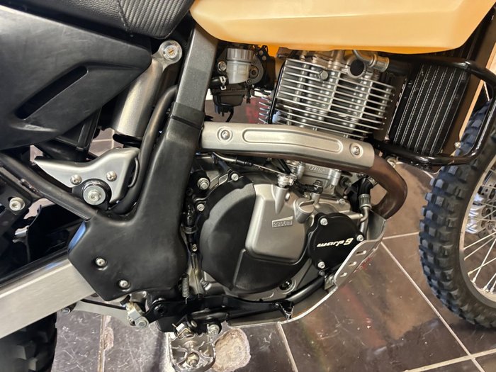 2021 Suzuki DR650SE BLACK