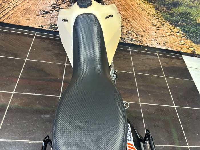 2021 Suzuki DR650SE BLACK