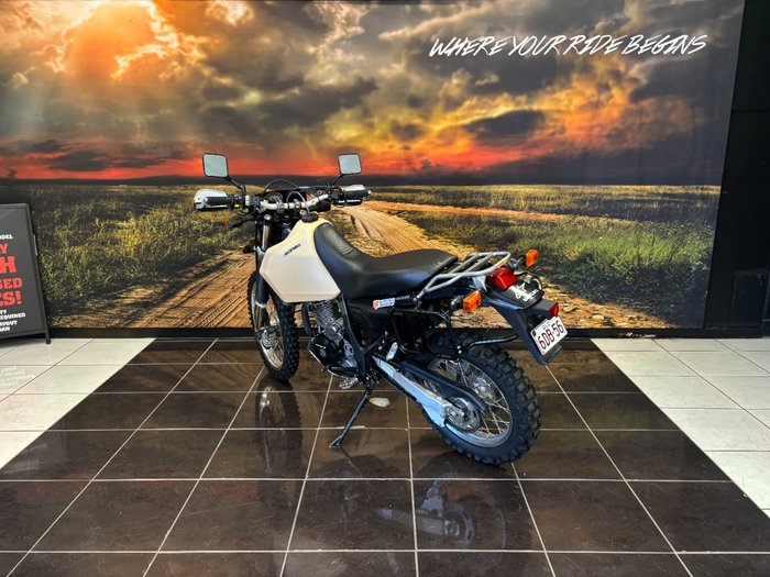 2021 Suzuki DR650SE BLACK