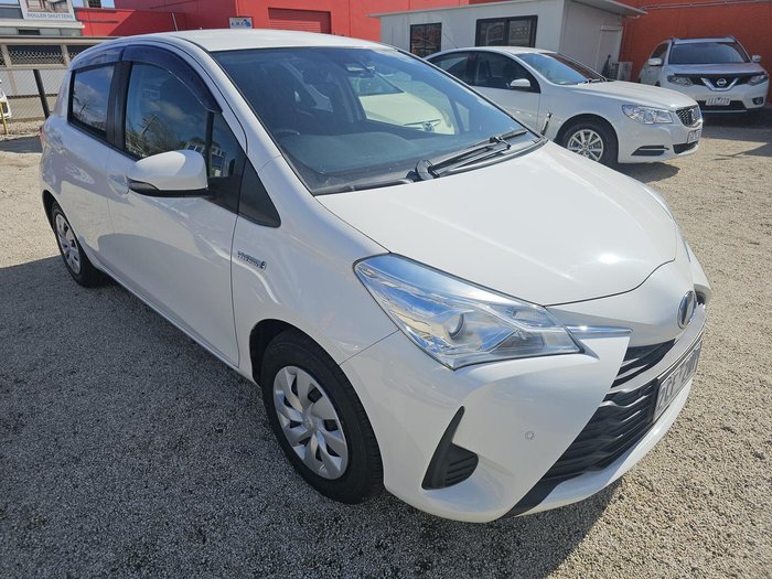 2019 Toyota Vitz Hybrid F NHP130 White