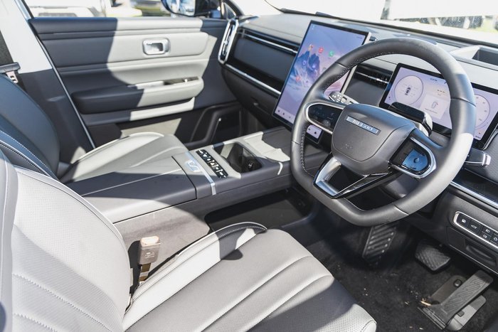 2025 Jaecoo J7 SHS Summit