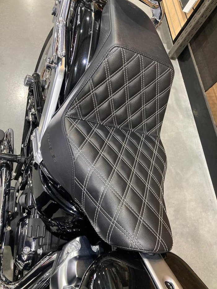 2018 Harley-Davidson Fat Boy 114 (FLFBS) Softail Black