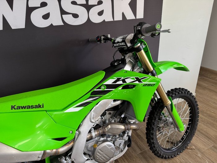 2025 Kawasaki KX250 GREEN