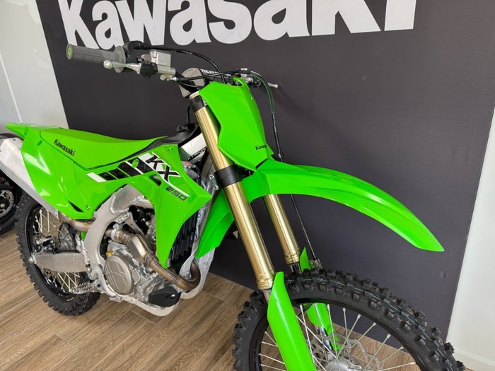 2025 Kawasaki KX250 GREEN