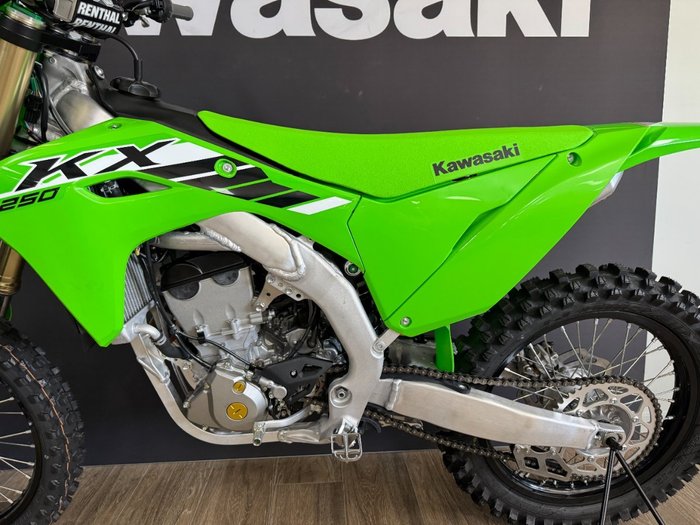 2025 Kawasaki KX250 GREEN