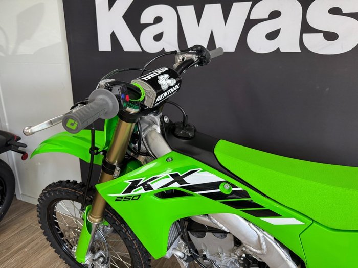 2025 Kawasaki KX250 GREEN