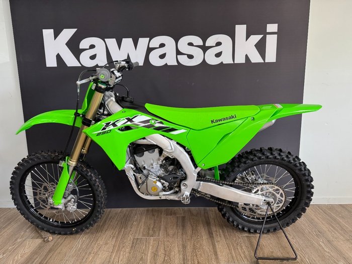 2025 Kawasaki KX250 GREEN