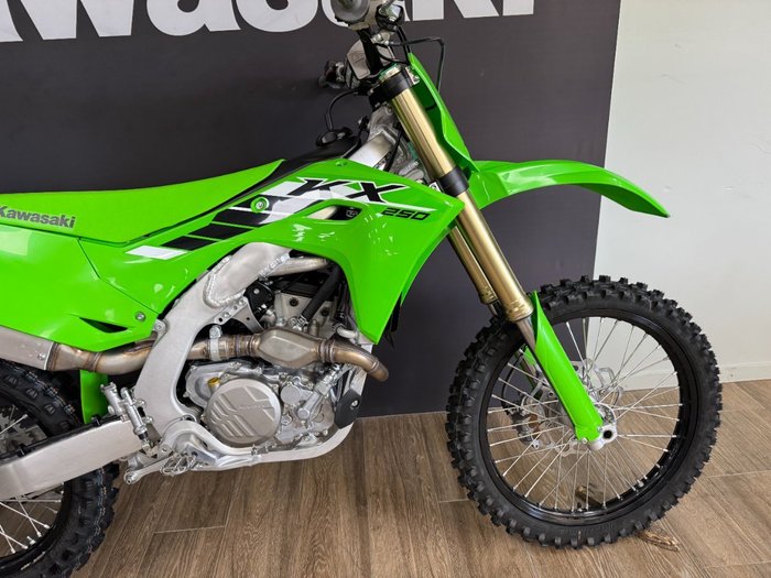 2025 Kawasaki KX250 GREEN