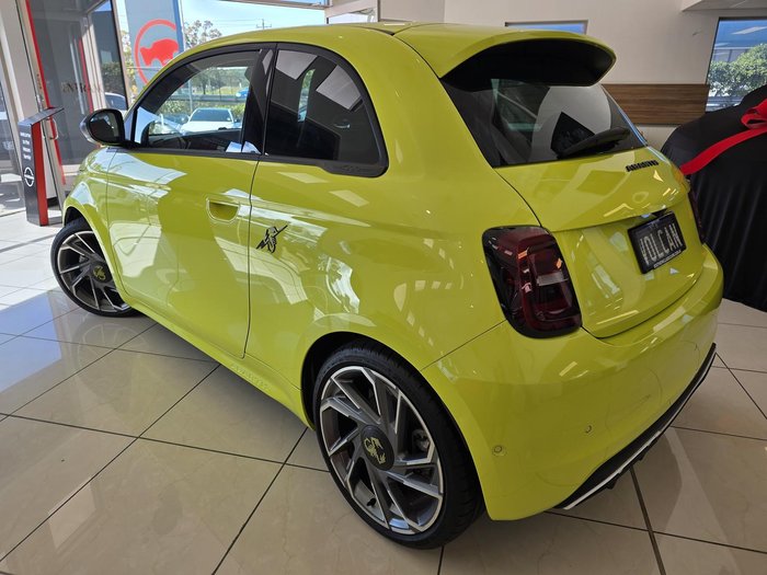 2023 Abarth 500e Scorpionissima MY23 Acid Green