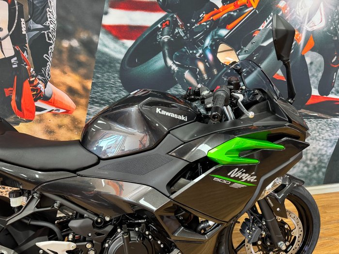 2025 Kawasaki NINJA 500 GREY