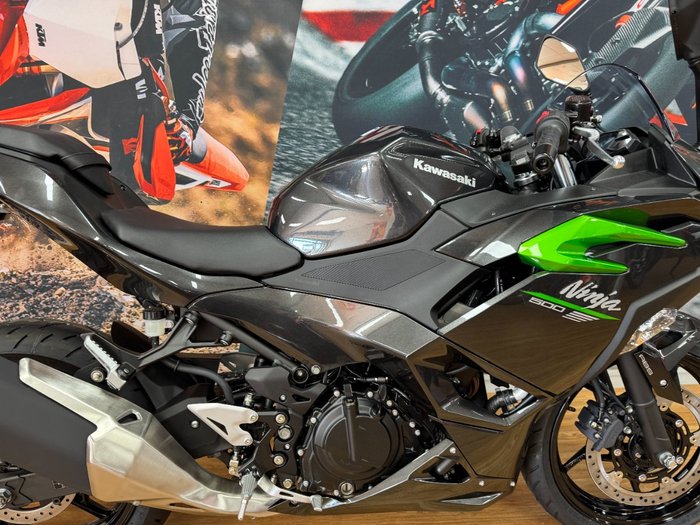 2025 Kawasaki NINJA 500 GREY