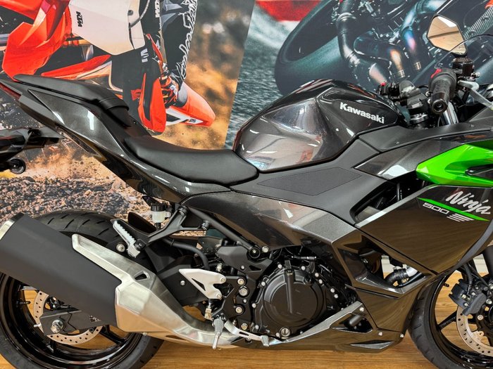2025 Kawasaki NINJA 500 GREY