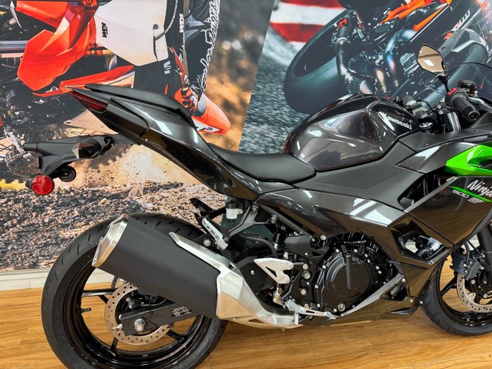 2025 Kawasaki NINJA 500 GREY