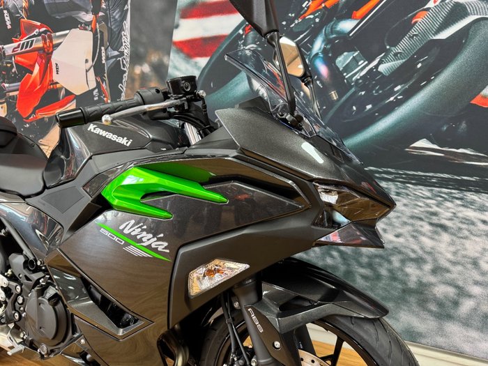 2025 Kawasaki NINJA 500 GREY