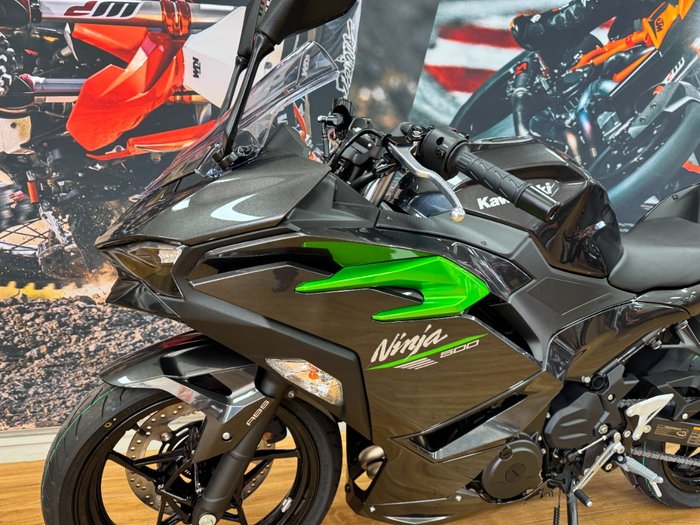2025 Kawasaki NINJA 500 GREY