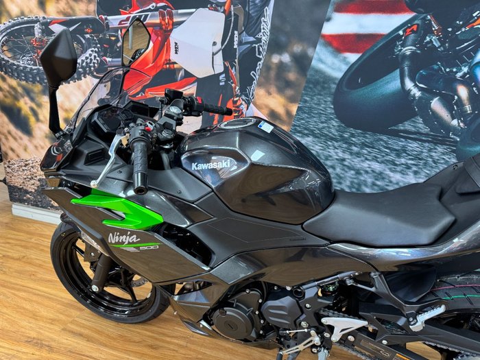 2025 Kawasaki NINJA 500 GREY