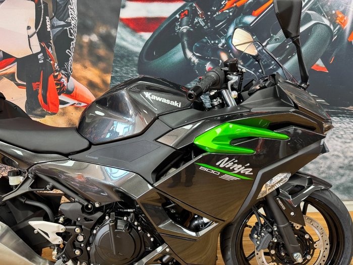 2025 Kawasaki NINJA 500 GREY