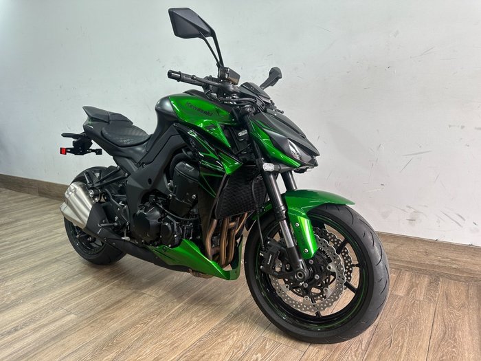 2025 Kawasaki ZR1000 GREEN